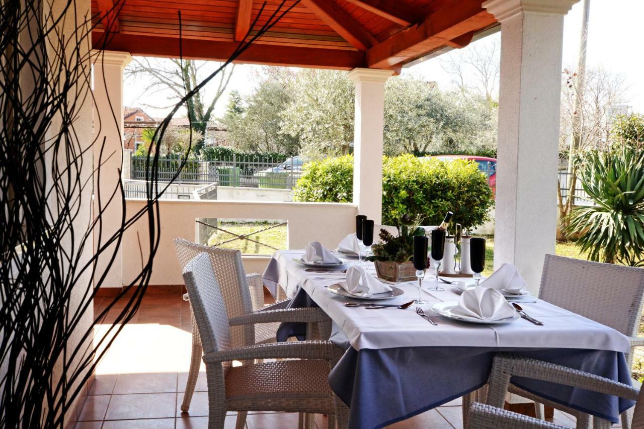 Villa Zare Porec Bagian luar foto