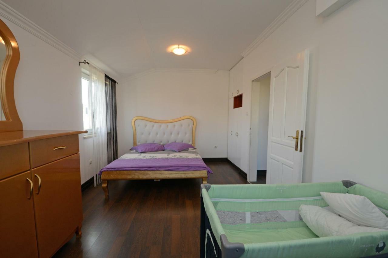 Villa Zare Porec Bagian luar foto