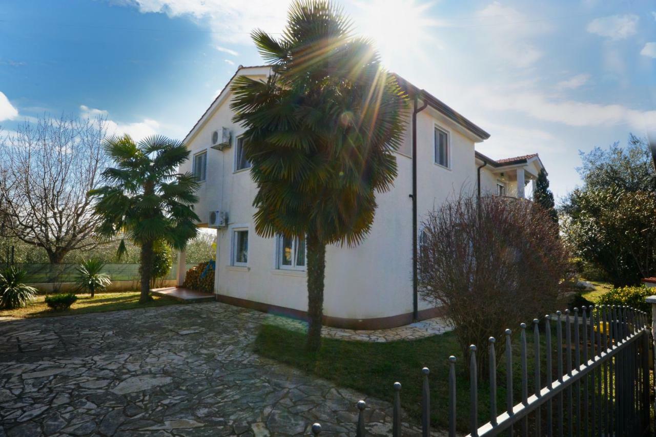 Villa Zare Porec Bagian luar foto