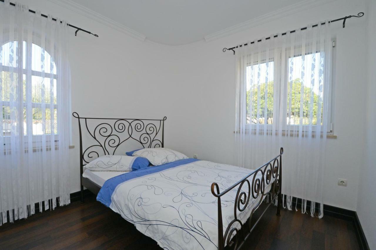 Villa Zare Porec Bagian luar foto
